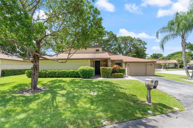 2 of 16 - 8001 Royal Palm Cir 57, Tamarac, FL