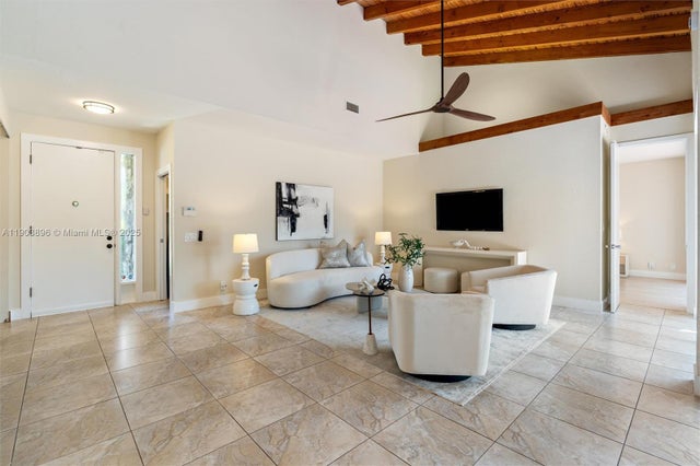 5 of 16 - 8001 Royal Palm Cir 57, Tamarac, FL