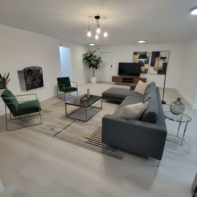 3 of 35 - 5902 Thonotosossa Rd, Plant City, FL