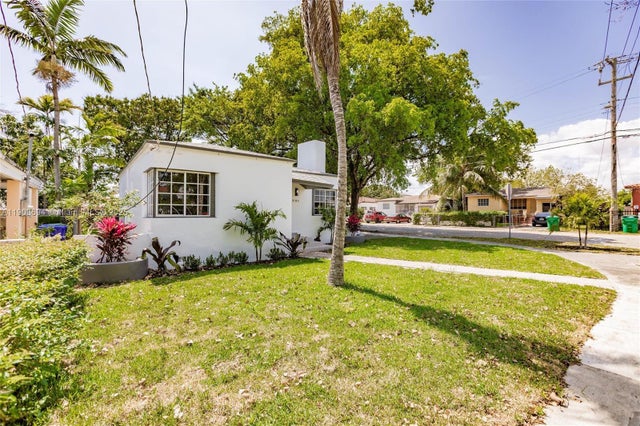 4 of 30 - 3180 Nw 2nd St, Miami, FL