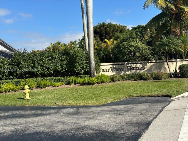 2 of 27 - 10331 Sw 135th Ct, Miami, FL