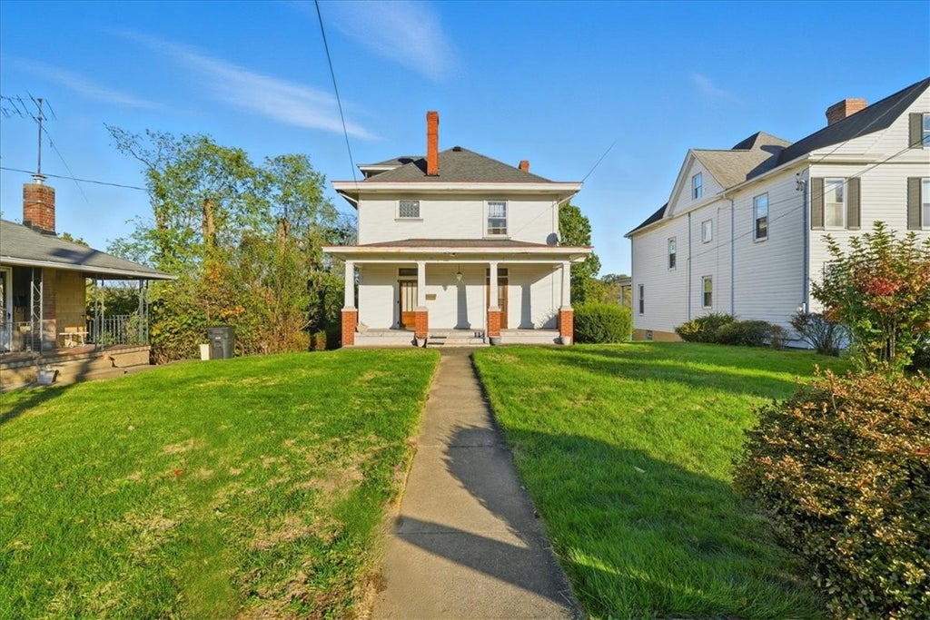 305 Sheppard Avenue, N Charleroi