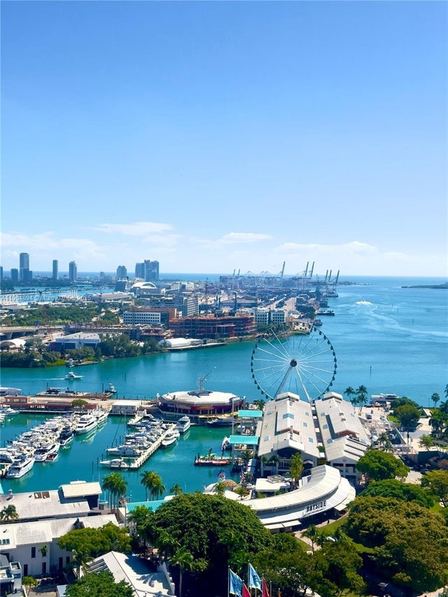 398 Ne 5th Street 2114, Miami