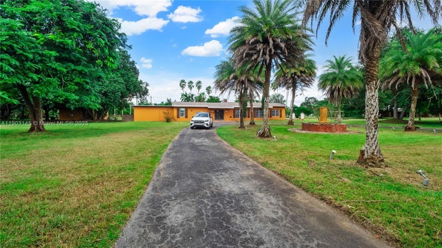 16255 Sw 216th St, Miami