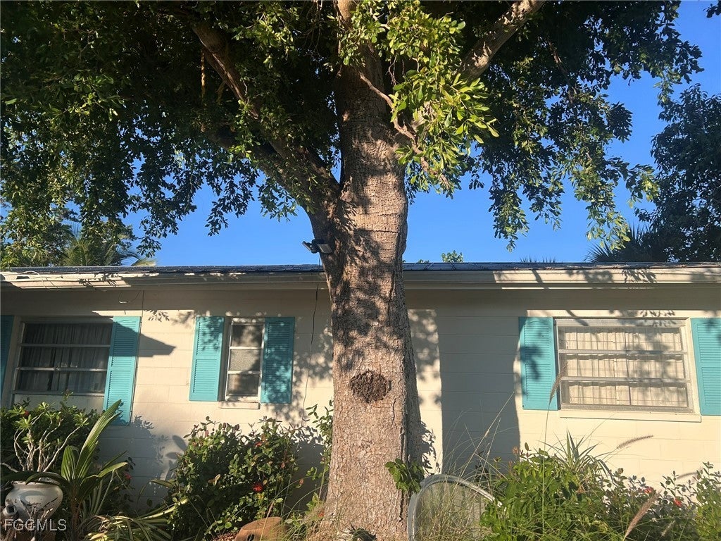 1906 Ibis Ln, Sanibel