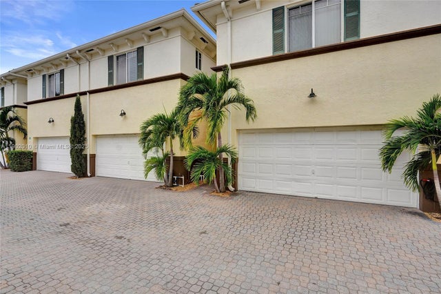 3 of 56 - 518 N Federal Hwy 14, Lake Worth, FL