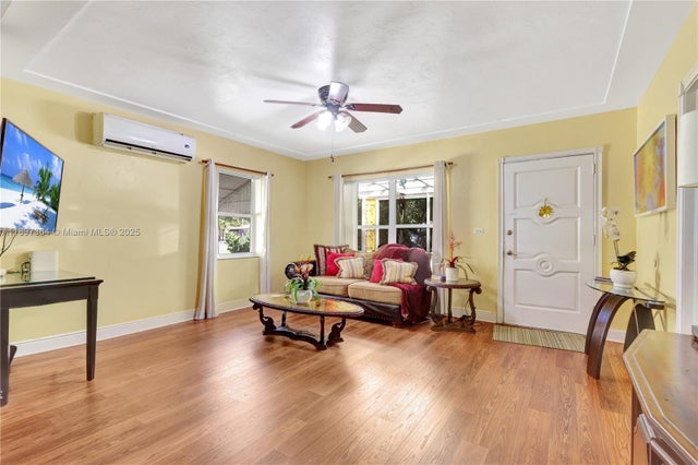 3 of 35 - 1140 Nw 127th St, North Miami, FL