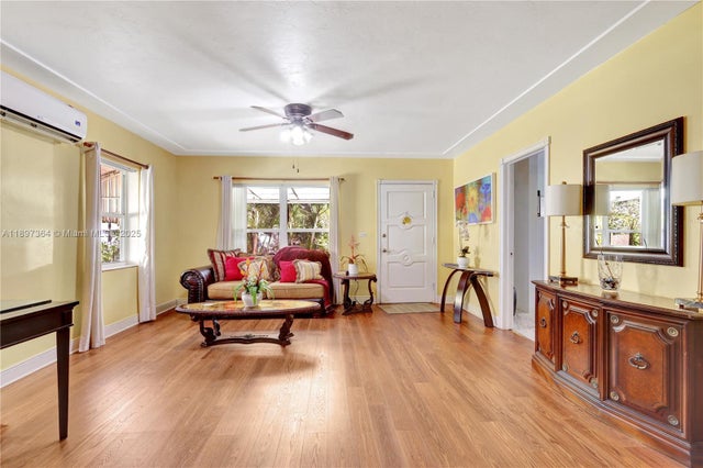 4 of 35 - 1140 Nw 127th St, North Miami, FL