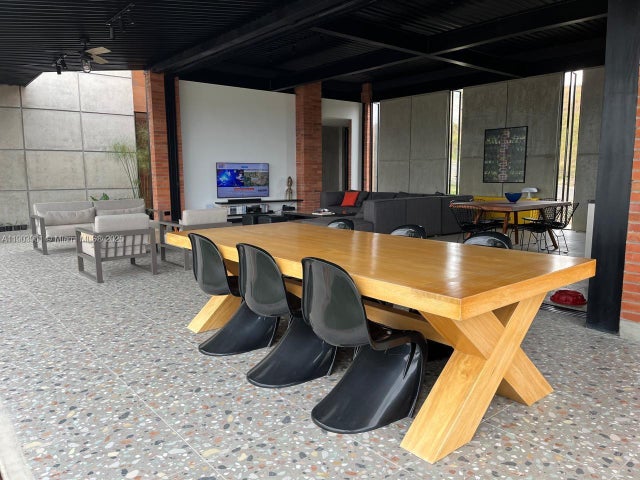 5 of 35 - Via Cerritos Pereira, Pereira, 