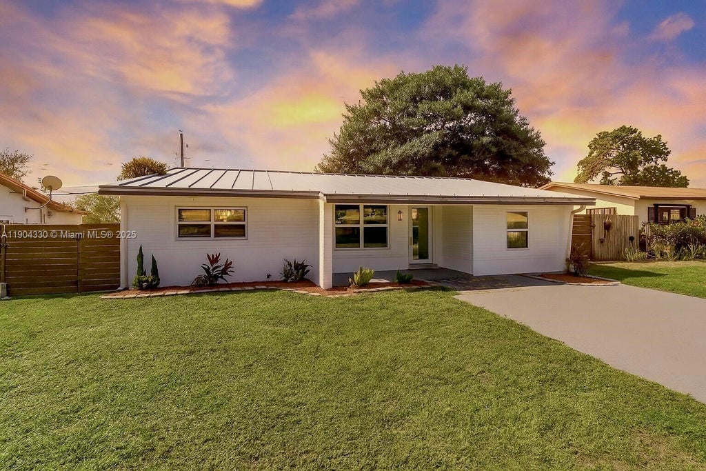 4649 Sw 28th Ave, Dania Beach