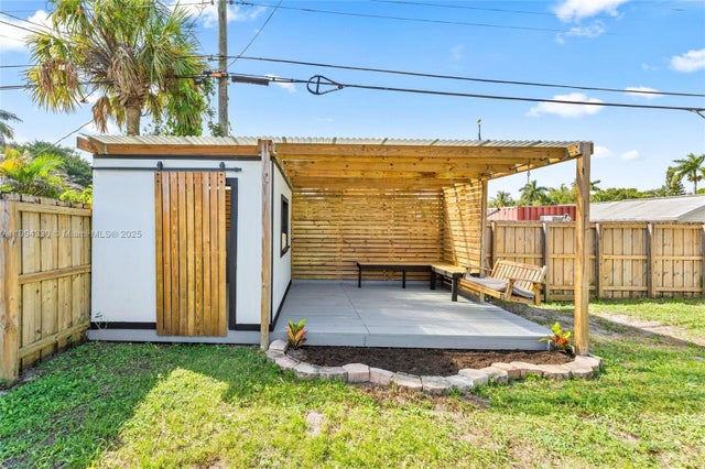 3 of 46 - 4649 Sw 28th Ave, Dania Beach, FL