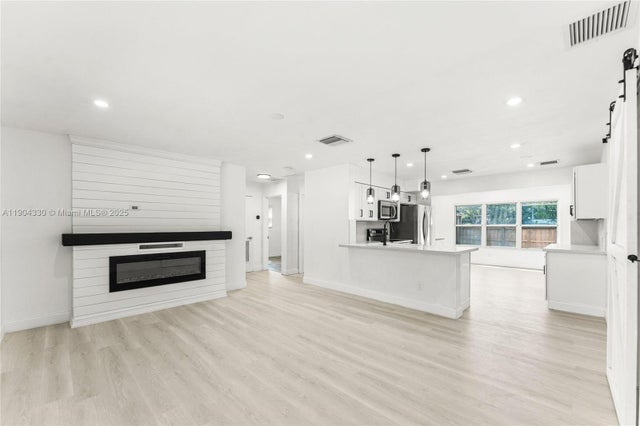 5 of 46 - 4649 Sw 28th Ave, Dania Beach, FL