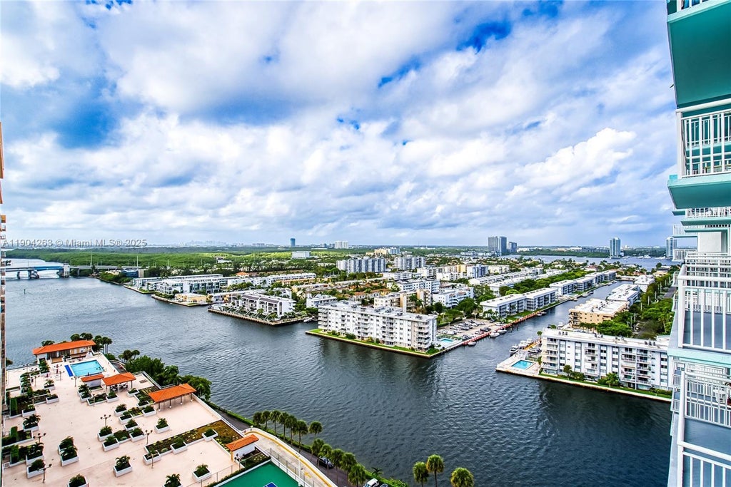 301 174th St 2208, Sunny Isles Beach