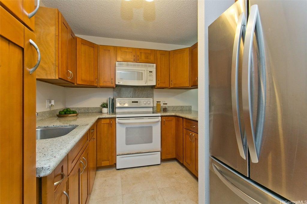 (unit #a506) 98-501 Koauka Loop, Aiea