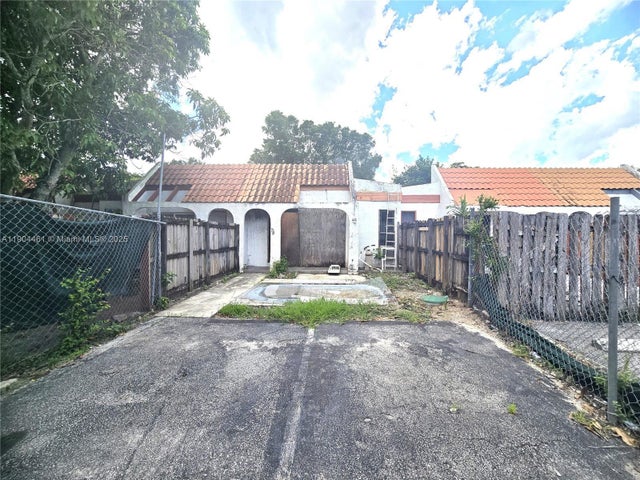 2 of 5 - 2211 Nw 55th Ter, Lauderhill, FL