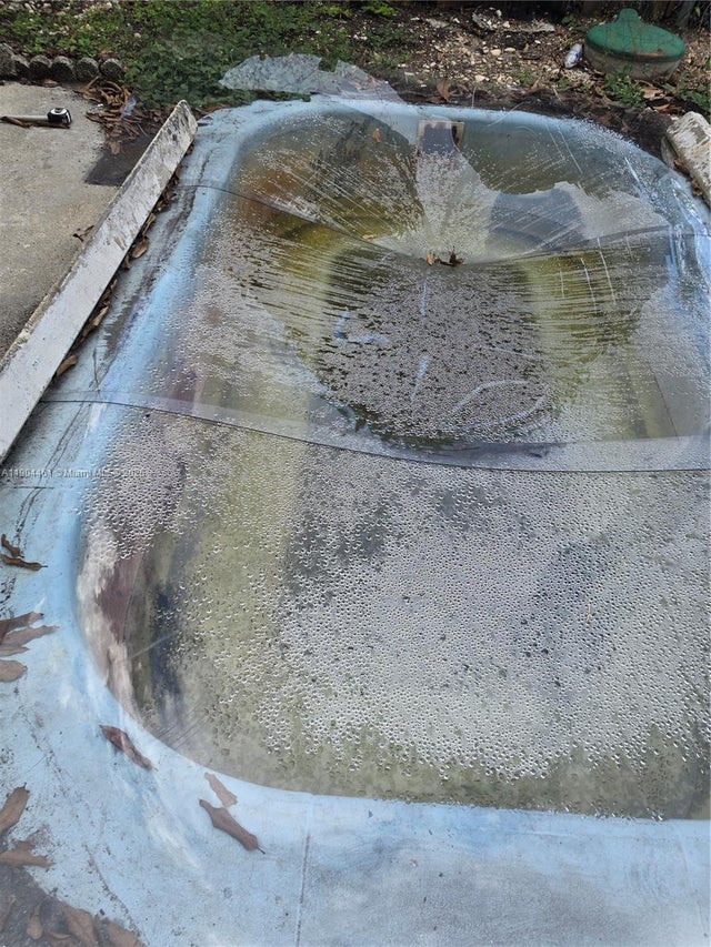 5 of 5 - 2211 Nw 55th Ter, Lauderhill, FL