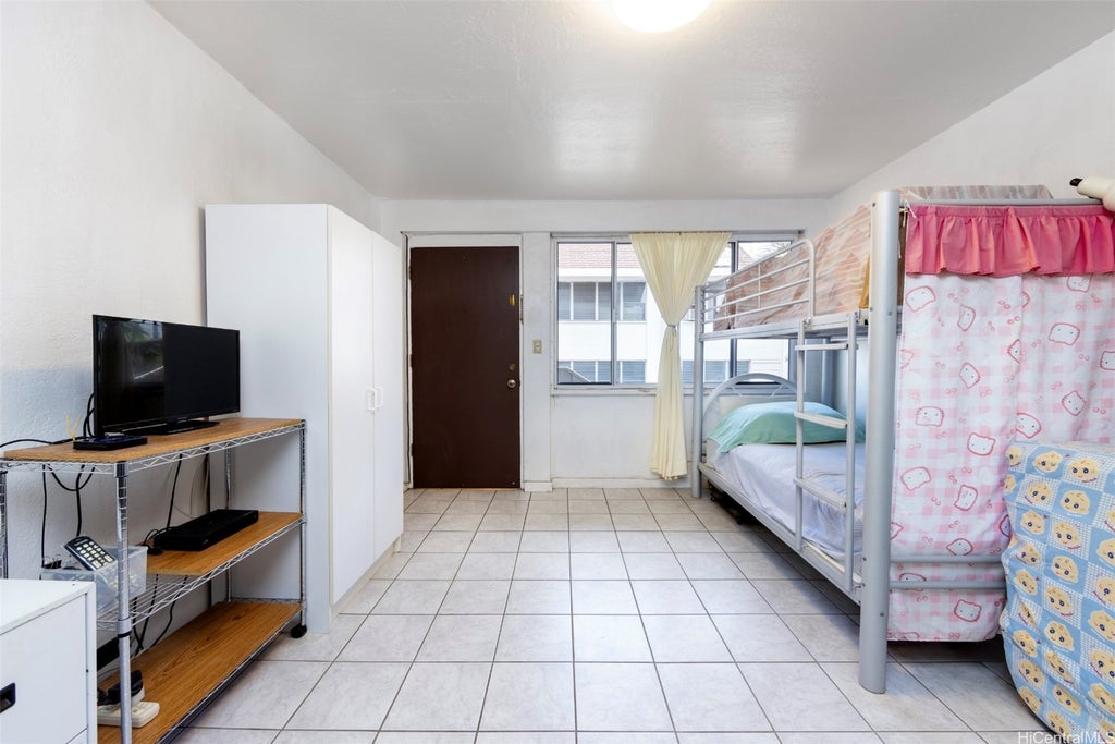 (unit #203a) 1508 Kewalo Street, Honolulu
