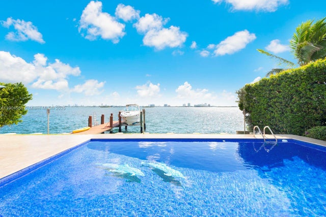 4 of 77 - 1500 Ne 103rd St, Miami Shores, FL