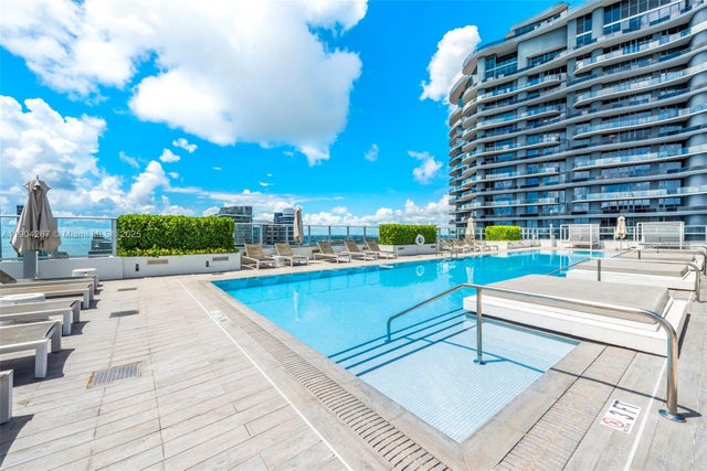 3 of 51 - 1010 Brickell Ave 1706, Miami, FL