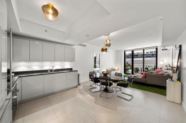 5 of 51 - 1010 Brickell Ave 1706, Miami, FL