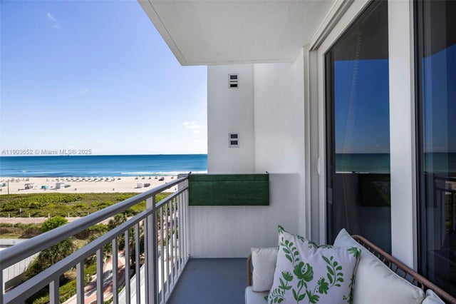 4 of 20 - 345 Ocean Dr 718, Miami Beach, FL