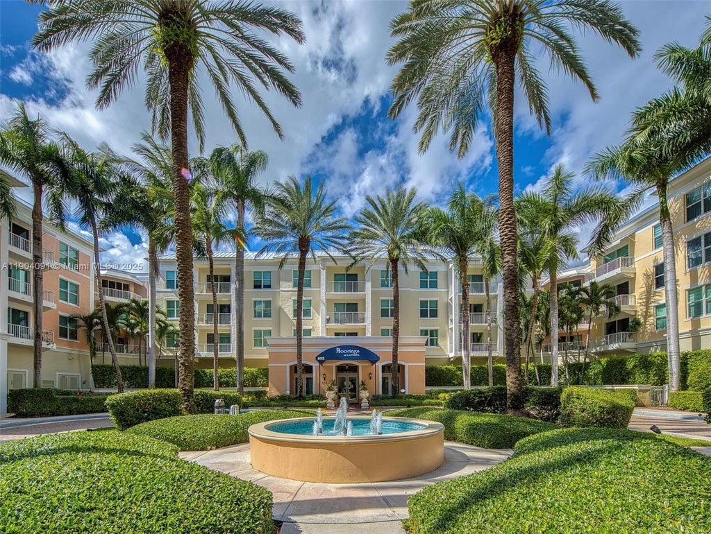 802 W Windward Way 411, Lantana