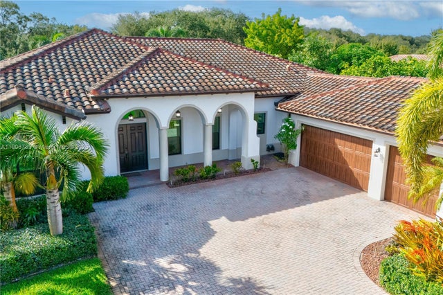 3 of 50 - 4415 Parkside Rd, Davie, FL