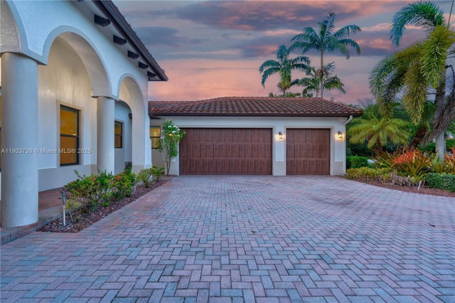 4 of 50 - 4415 Parkside Rd, Davie, FL