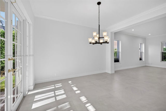 5 of 38 - 1781 Harbor Pointe Cir, Weston, FL