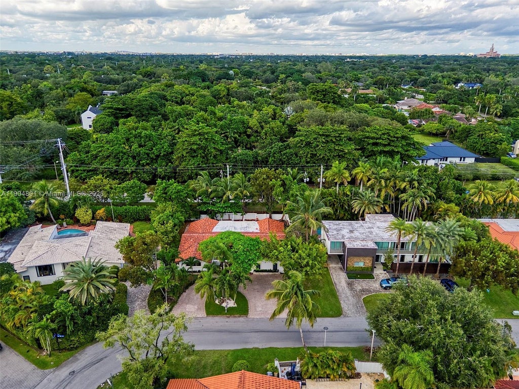 5961 Sw 56th Ter, South Miami