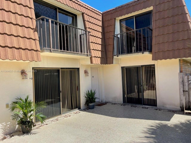 2 of 23 - 157 Heritage Way, West Palm Beach, FL