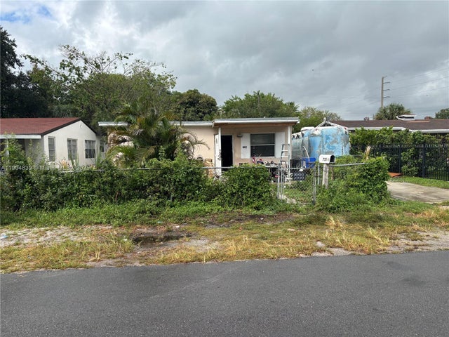 733 Nw 15th Ter, Fort Lauderdale