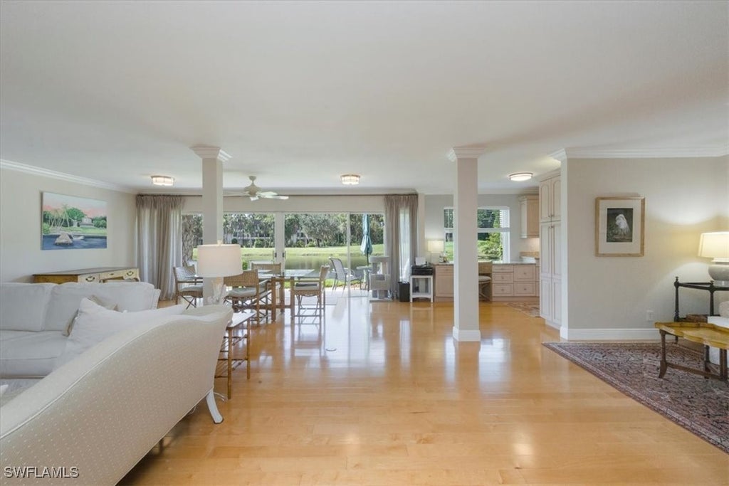 102 Clubhouse Dr 176, Naples