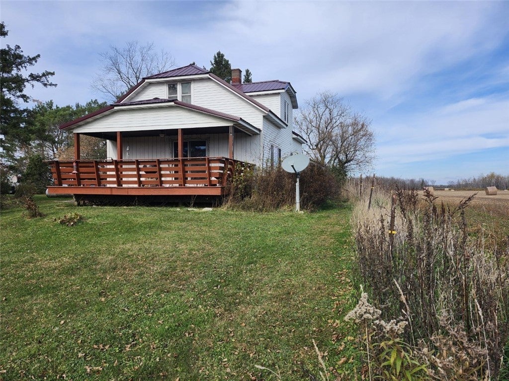 W1042 Cranberry Road, Hawkins