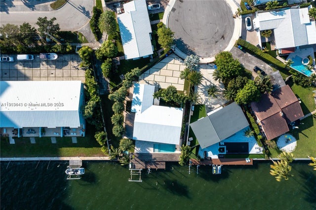 2 of 2 - 1242 Ne 81st Ter, Miami, FL