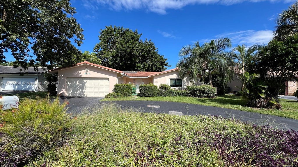 8535 Nw 25th Pl, Coral Springs