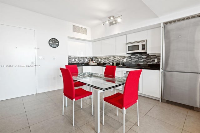 5 of 32 - 92 Sw 3rd St 3809, Miami, FL