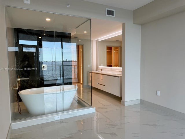 2 of 24 - 700 Ne 24 St 406, Miami, FL