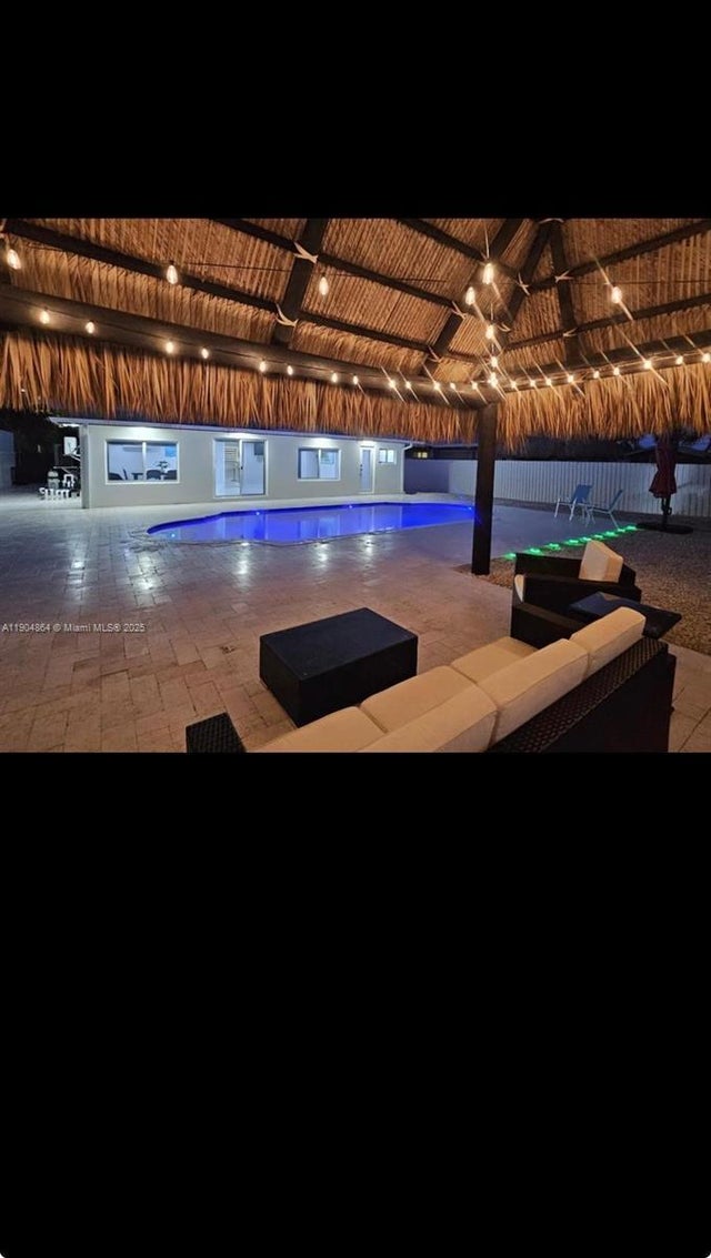 16 Fishermans Trl, Key Largo