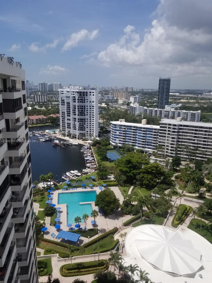 2500 Parkview Dr 2517, Hallandale Beach