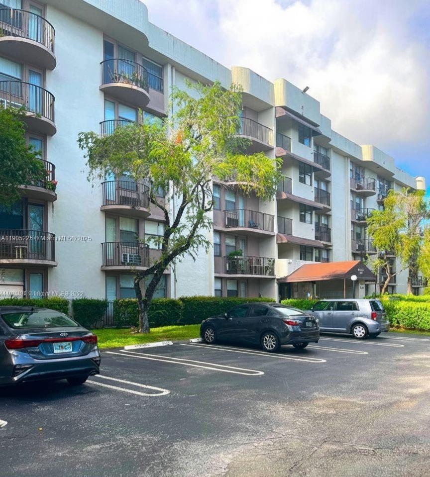2701 Riverside Dr 203-b, Coral Springs