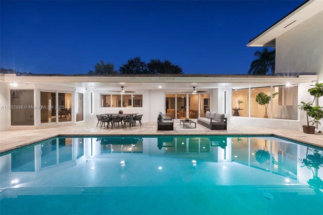 3 of 88 - 13150 Sw 69th Ave, Pinecrest, FL