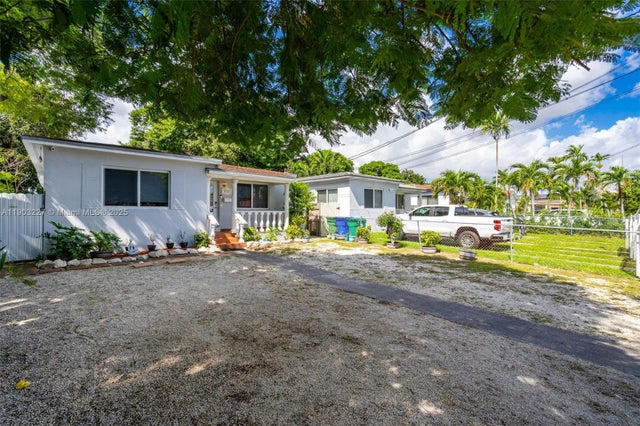 2 of 26 - 210 Nw 59th Ave, Miami, FL