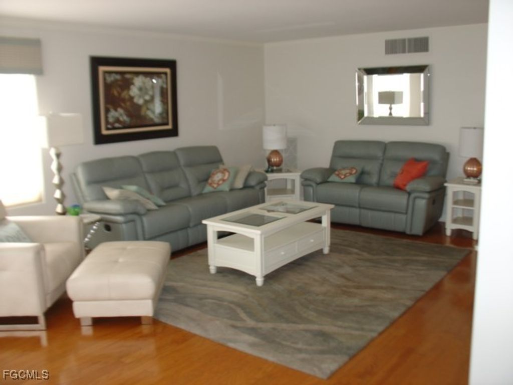 2350 W 1st St 606, FORT MYERS