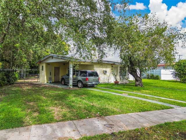 3 of 25 - 11451 Sw 186th St, Miami, FL