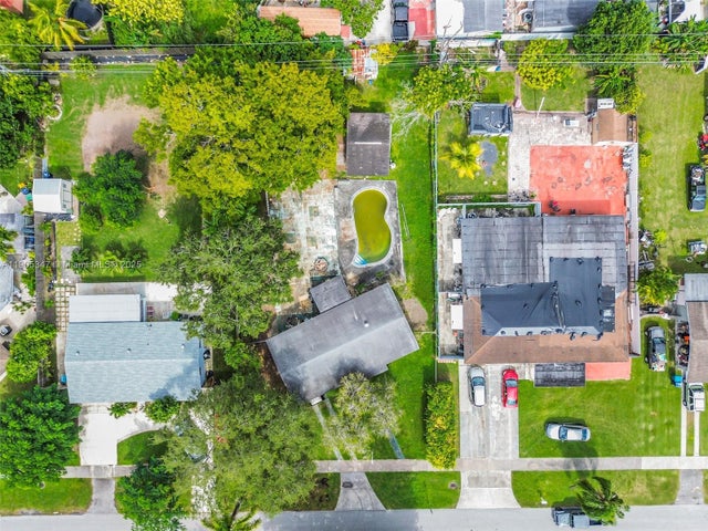 5 of 25 - 11451 Sw 186th St, Miami, FL