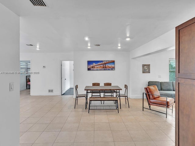 3 of 48 - 1530 N 56th Ave, Hollywood, FL