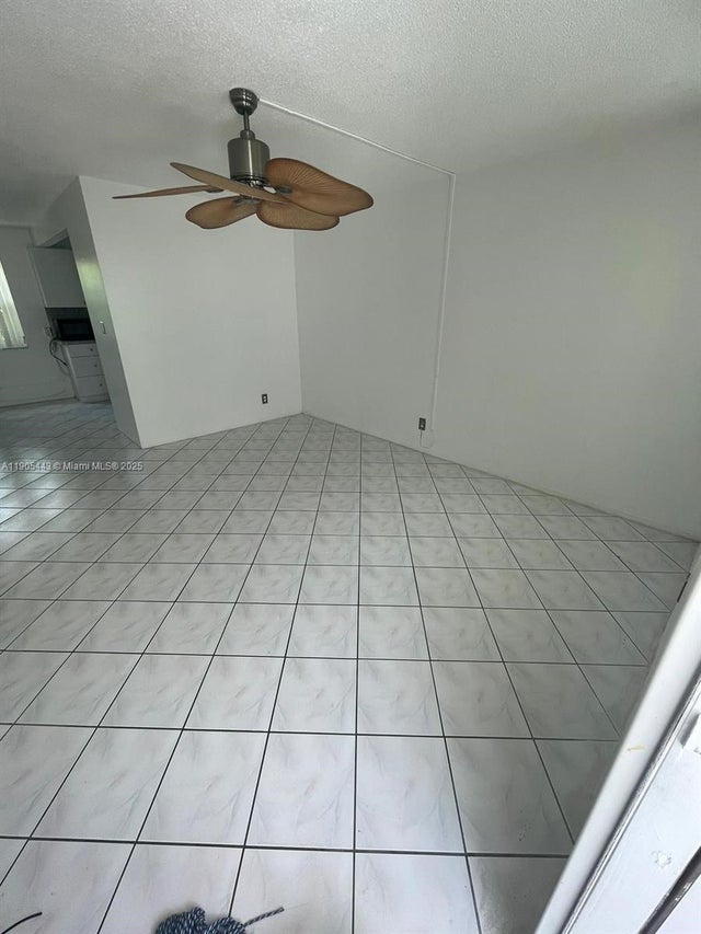 3 of 11 - 2826 Van Buren St 4, Hollywood, FL