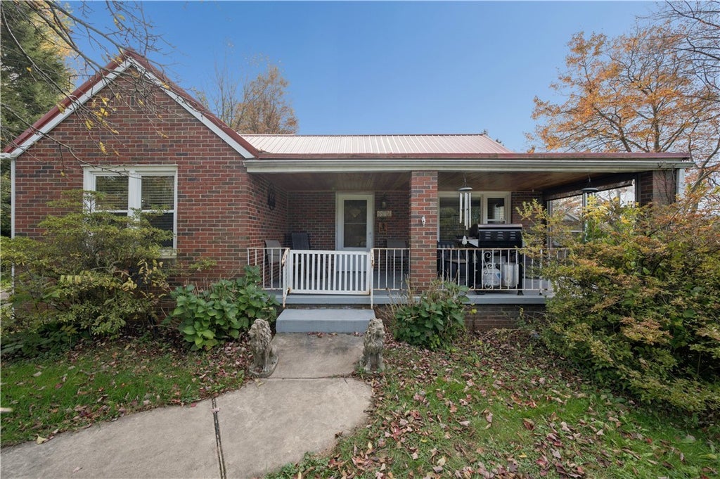 214 Cadogan Slate Lick Road, South Buffalo