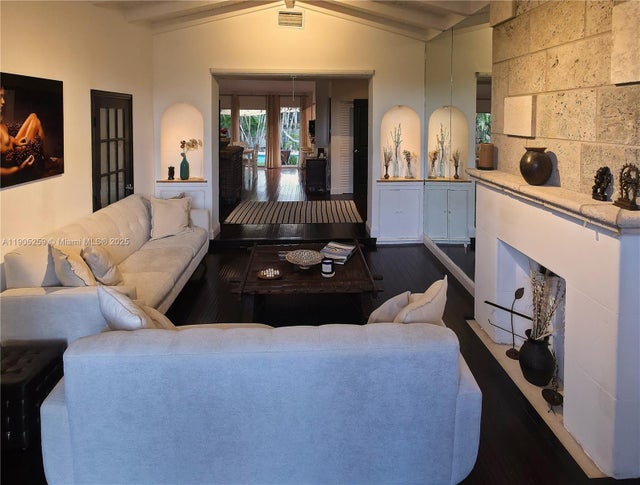 3 of 58 - 1368 Normandy Dr, Miami Beach, FL